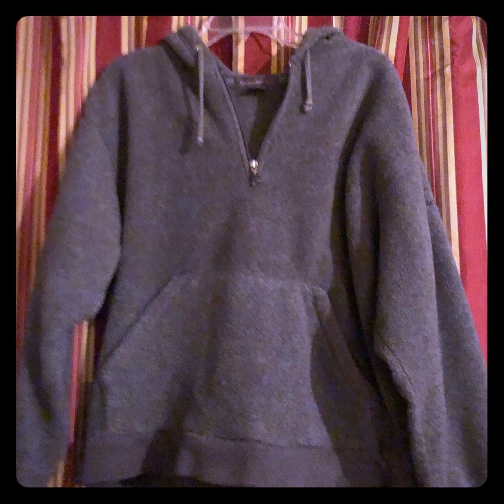 Banana Republic gray pullover hoodie. Size M.